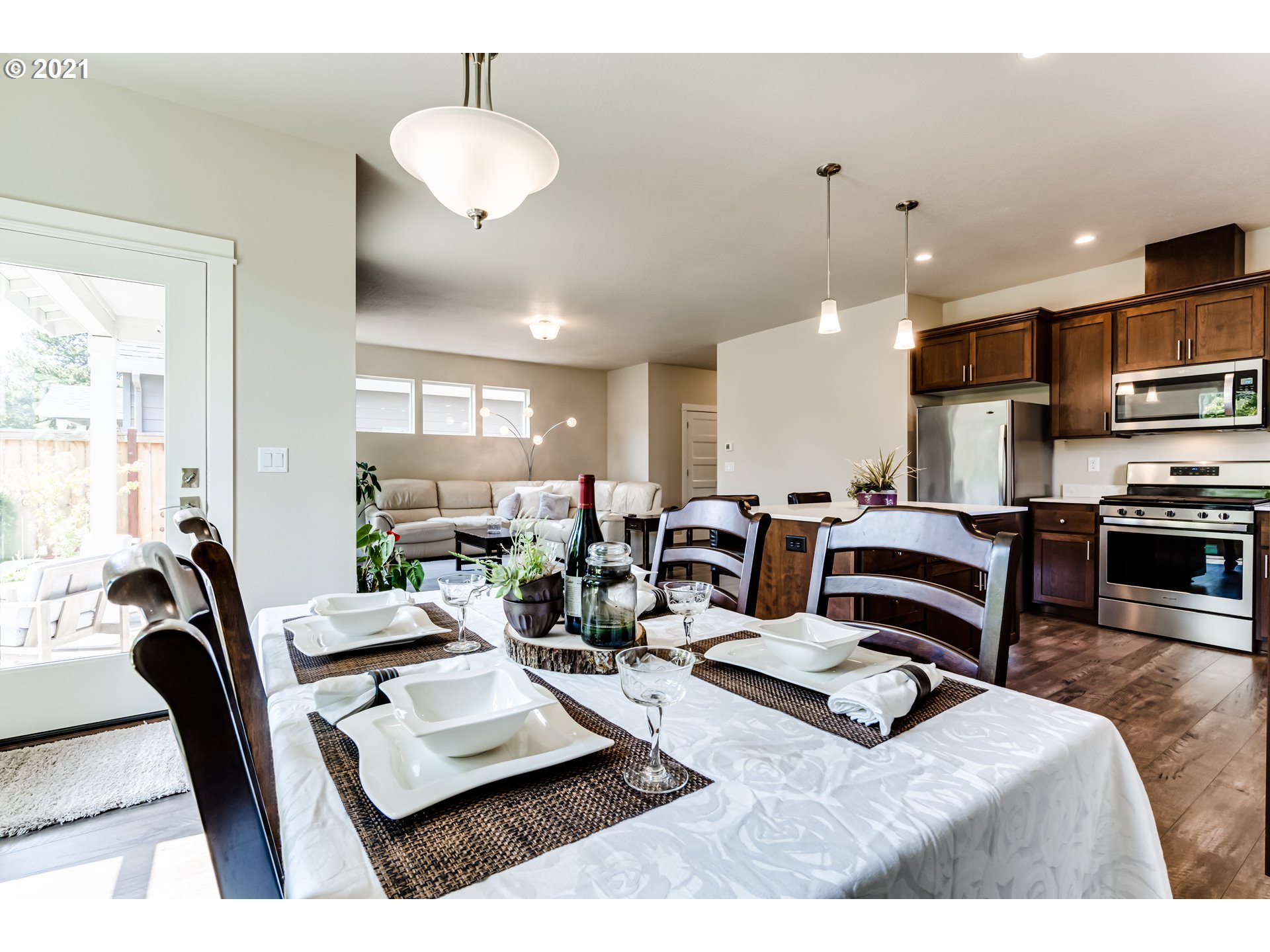 4628 Romy Court Eugene, OR 97402 - Photo 12 of 31