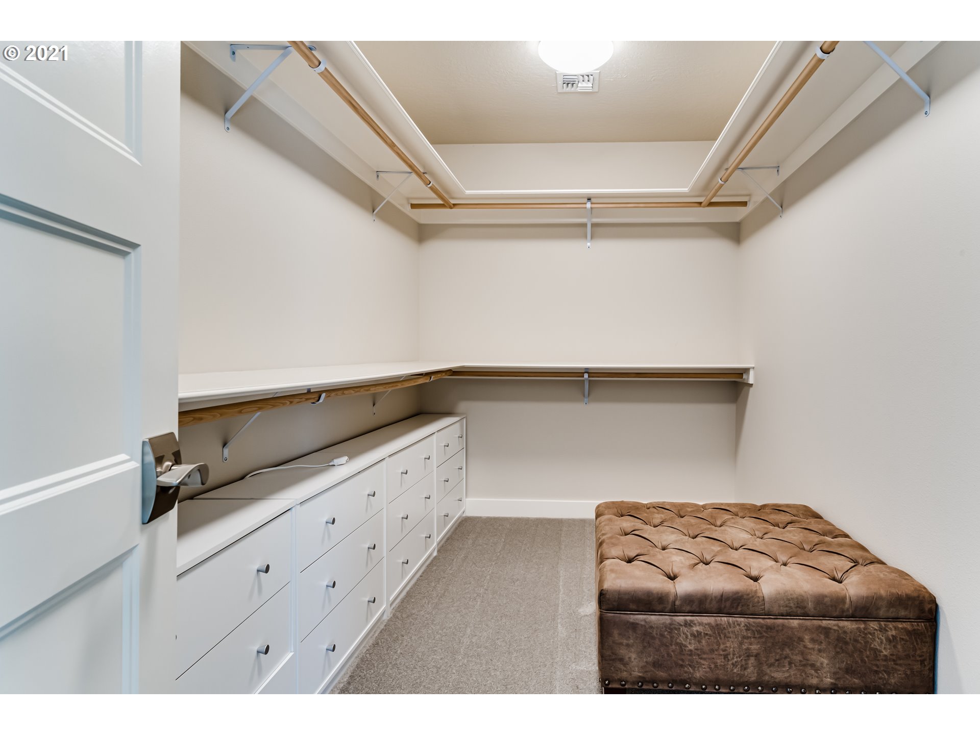 4628 Romy Court Eugene, OR 97402 - Photo 15 of 31