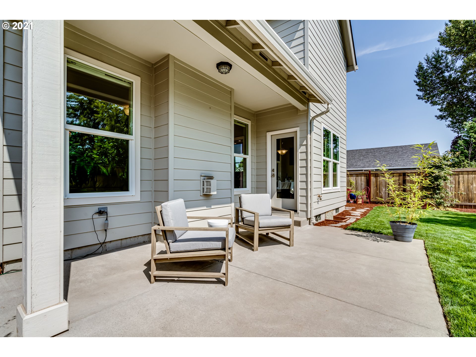 4628 Romy Court Eugene, OR 97402 - Photo 25 of 31