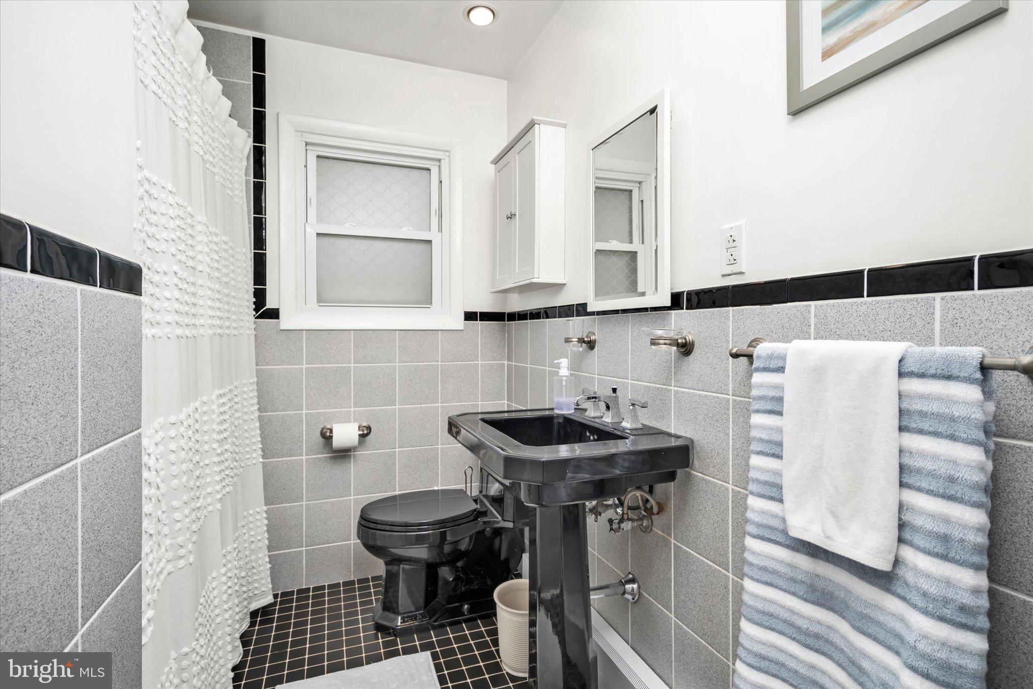 133 Hillside Avenue Bridgewater, NJ 08807 - Photo 19 of 48