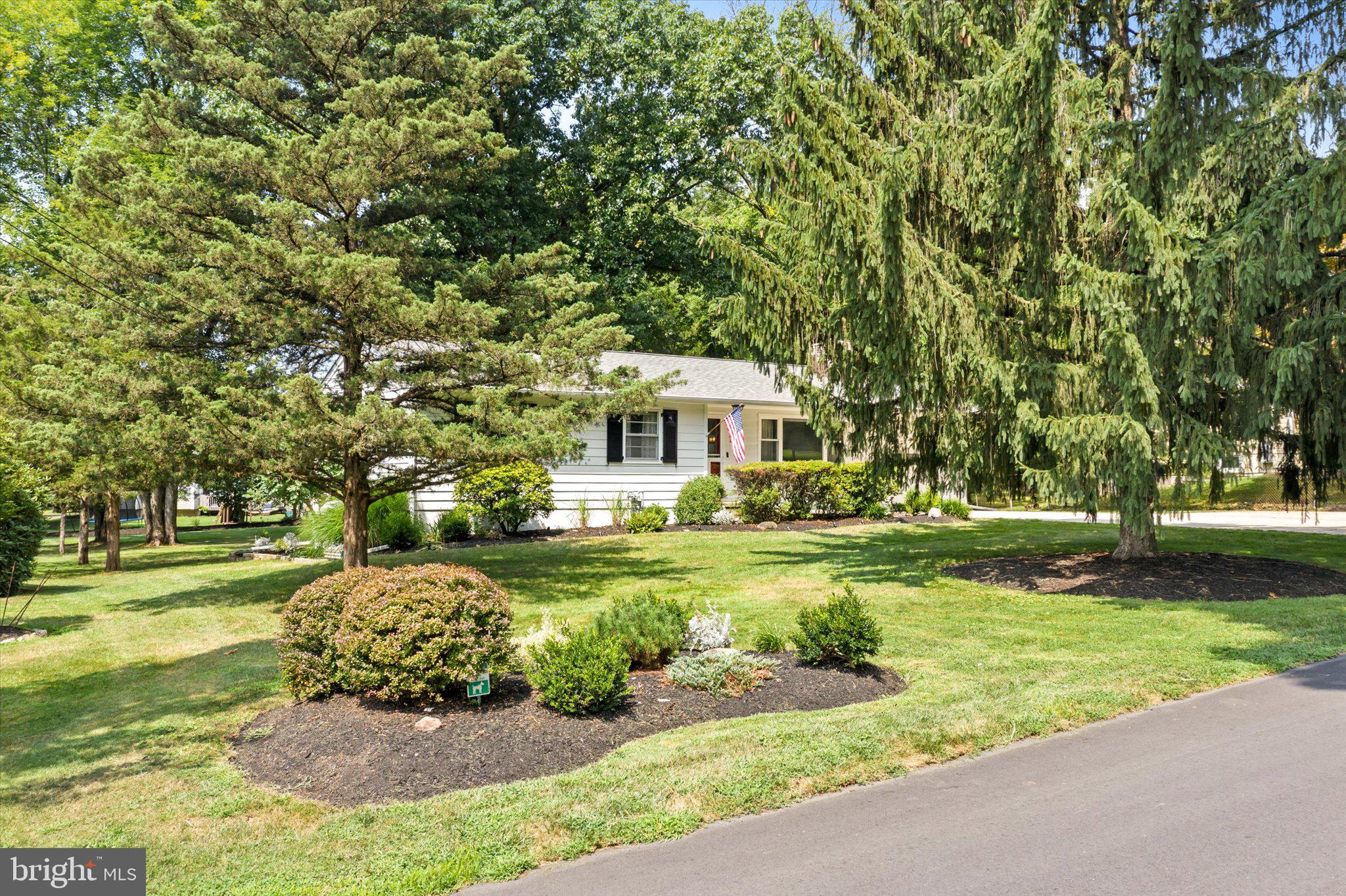 133 Hillside Avenue Bridgewater, NJ 08807 - Photo 38 of 48