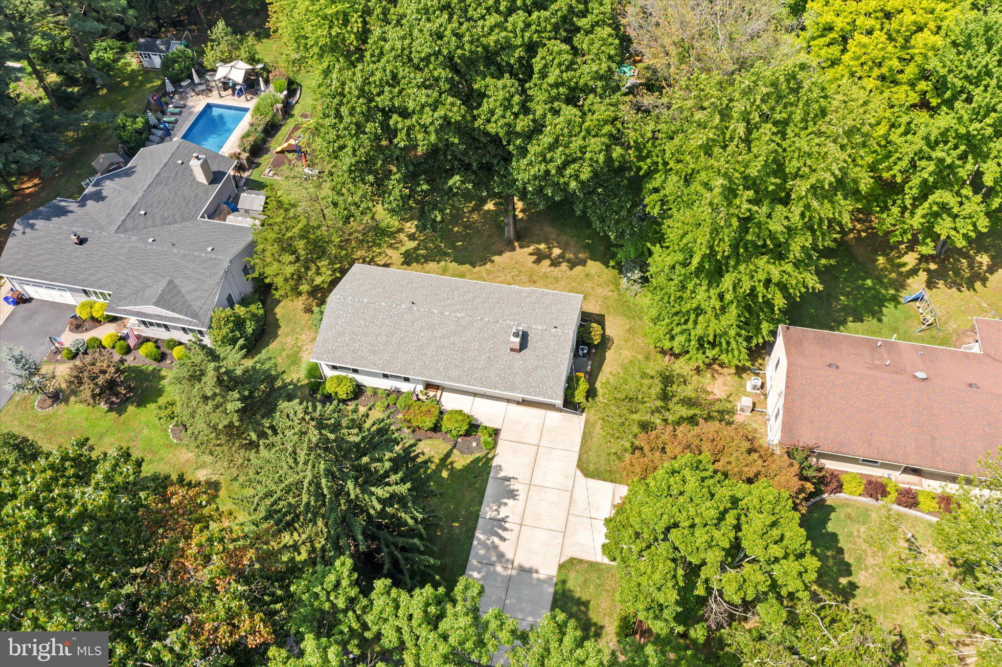 133 Hillside Avenue Bridgewater, NJ 08807 - Photo 40 of 48