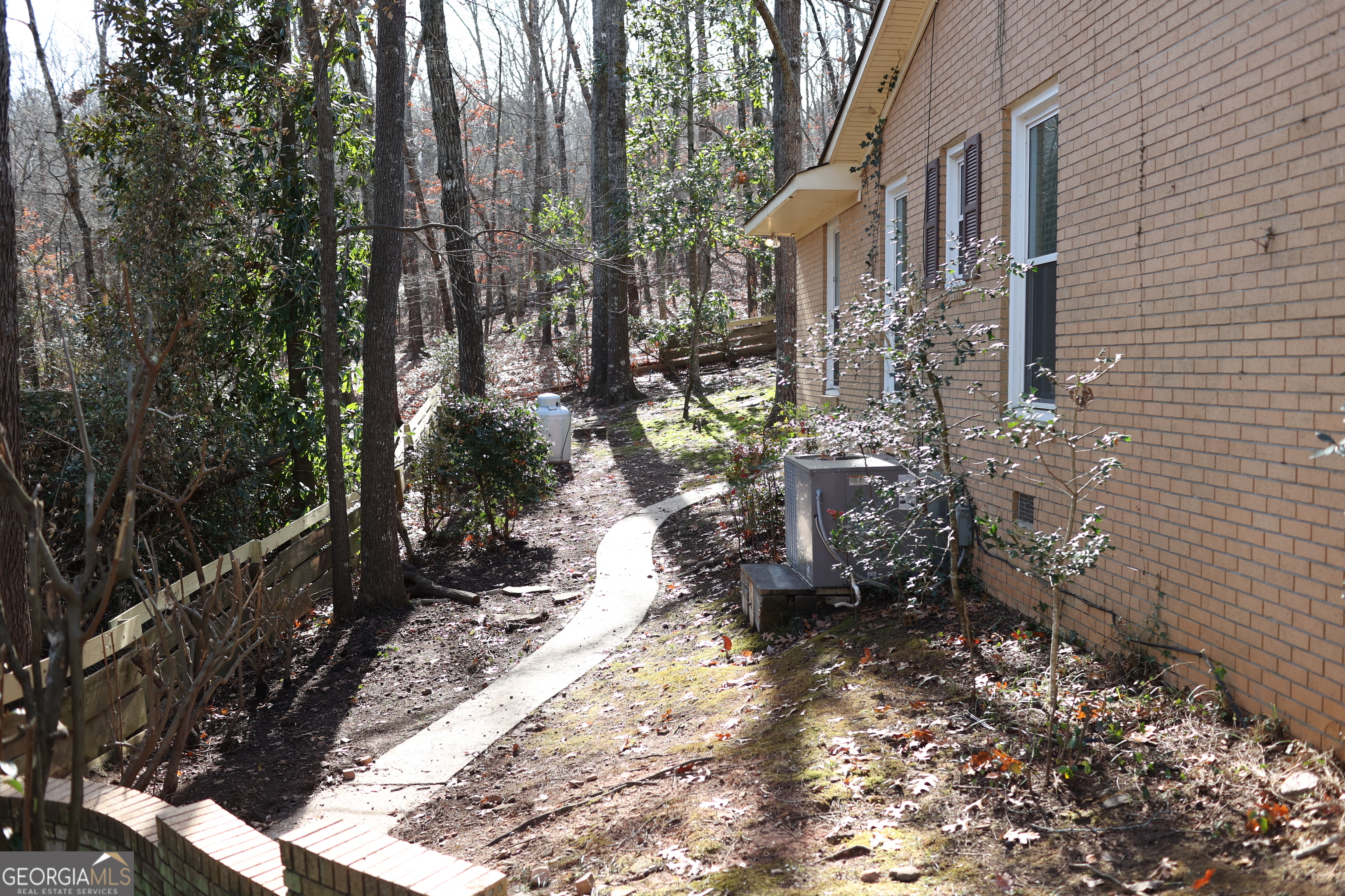 907 Mayes Way Manchester, GA 31816 - Photo 4 of 29