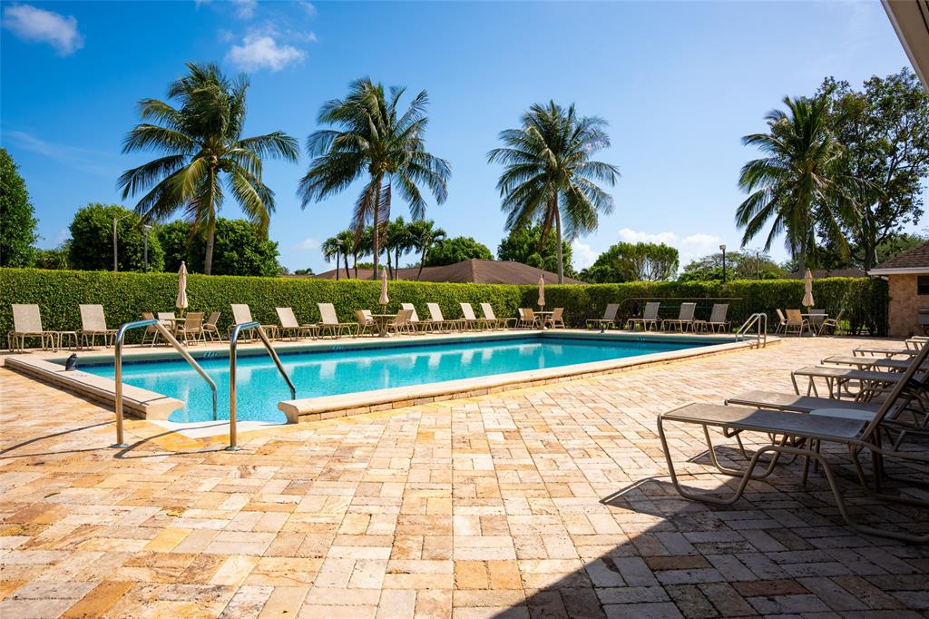 9870 Pecan Tree Drive, Unit B Boynton Beach, FL 33436 - Photo 28 of 33