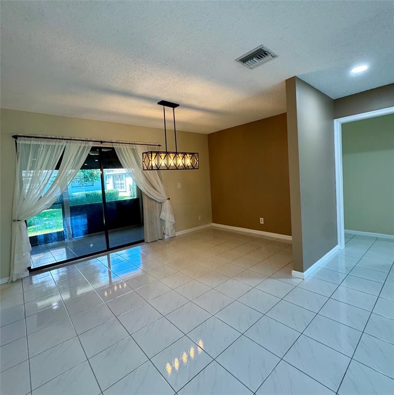 9870 Pecan Tree Drive, Unit B Boynton Beach, FL 33436 - Photo 9 of 33