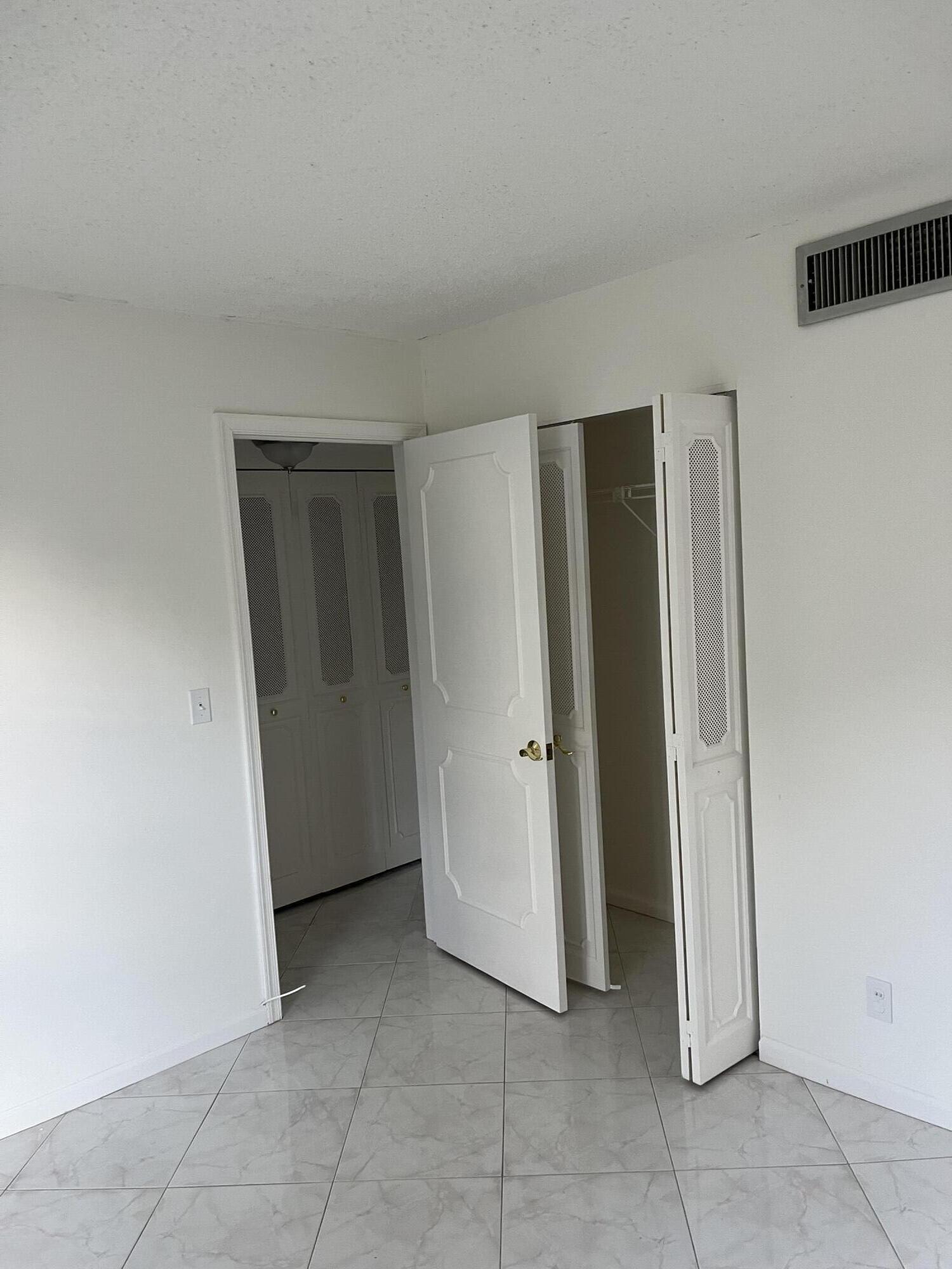 769 Jeffery Street, Unit 101 Boca Raton, FL 33487 - Photo 6 of 9 IMG_4254