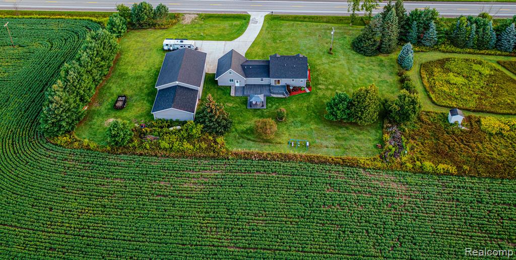 11160 East Gladwin Road Gladwin, MI 48624 - Photo 4 of 33