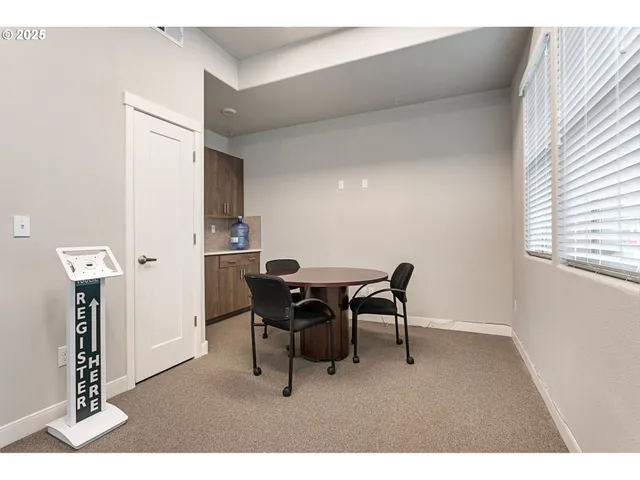 $319,000 | 17168 Southwest Snowdale Street, Unit 403, Beaverton, OR 97007