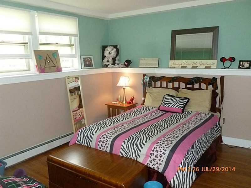 5 Arthur Drive Standish, ME 04085 - Photo 29 of 32 Bedroom.
