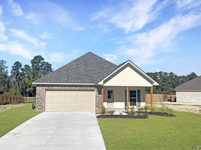 $290,000 | 14721 Carrol Avenue, Walker, LA 70785