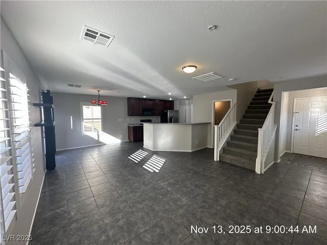 $2,000 | 179 Desert Pond Avenue, Henderson, NV 89002