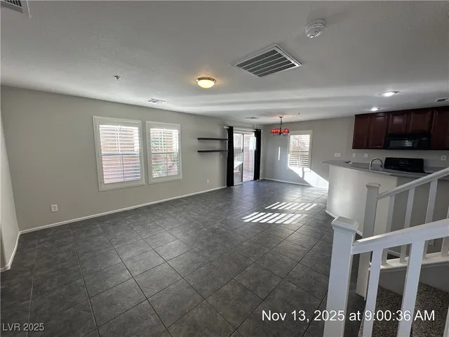 $2,000 | 179 Desert Pond Avenue, Henderson, NV 89002