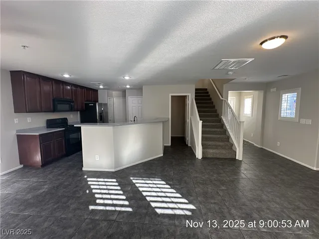 $2,000 | 179 Desert Pond Avenue, Henderson, NV 89002