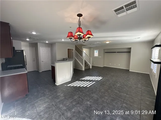 $2,000 | 179 Desert Pond Avenue, Henderson, NV 89002