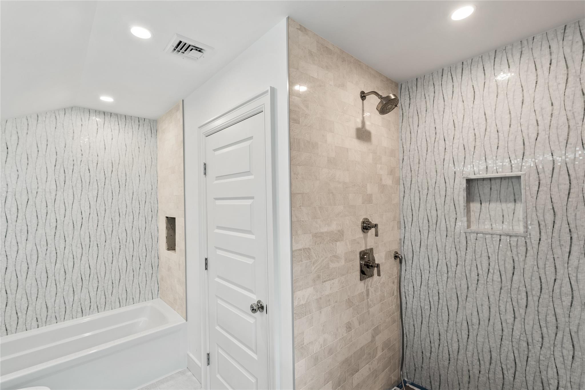68 Glenlawn Avenue Sea Cliff, NY 11579 - Photo 27 of 49 Oversized separate shower