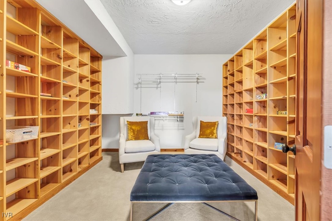 553 Silvertip Drive Incline Village, NV 89451 - Photo 23 of 35 a view of bathroom with bathtub and window
