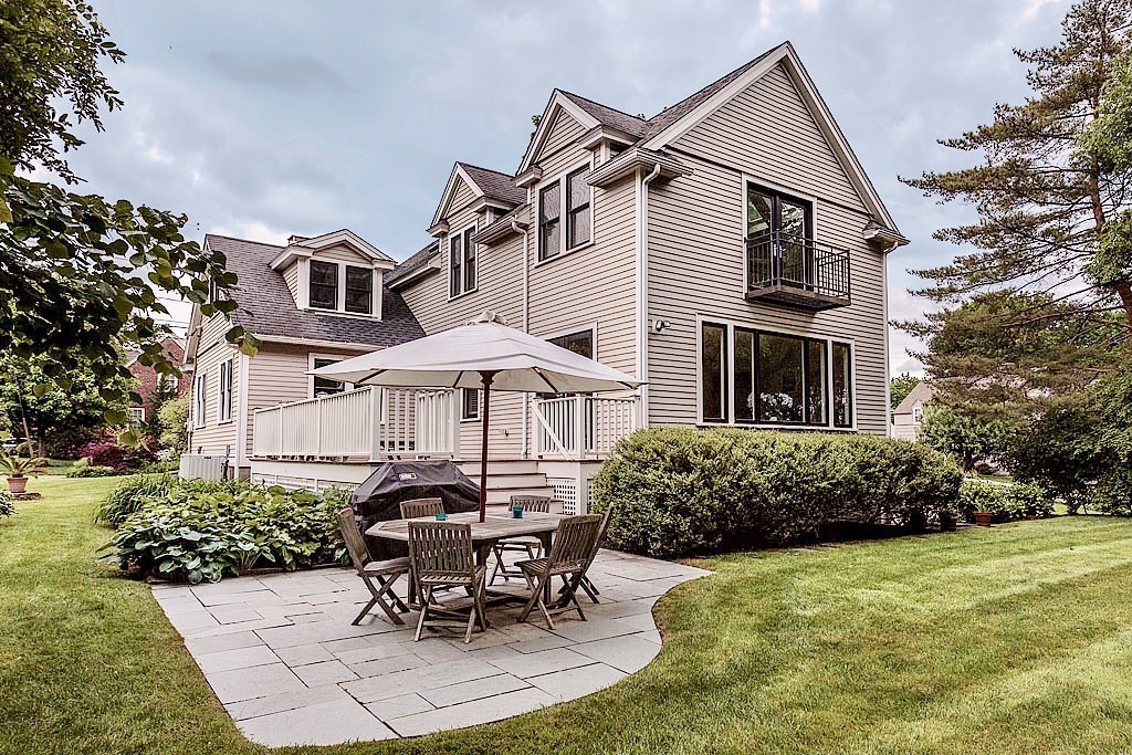 14 Ardley Road Winchester, MA 01890 - Photo 4 of 30 Gallery Image 4