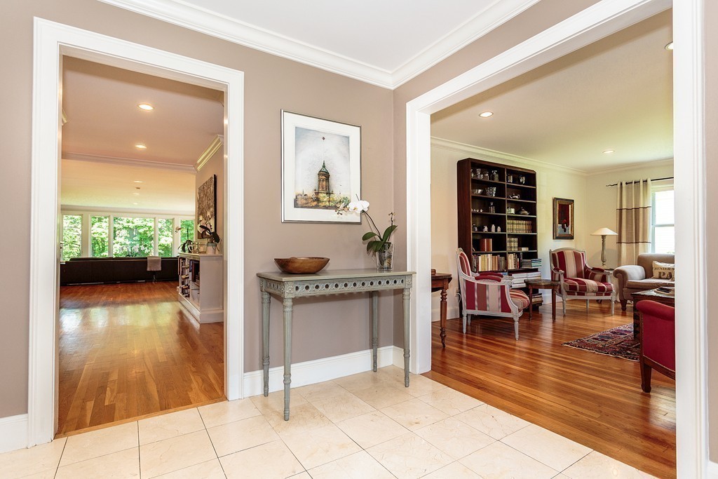 14 Ardley Road Winchester, MA 01890 - Photo 5 of 30 Gallery Image 5
