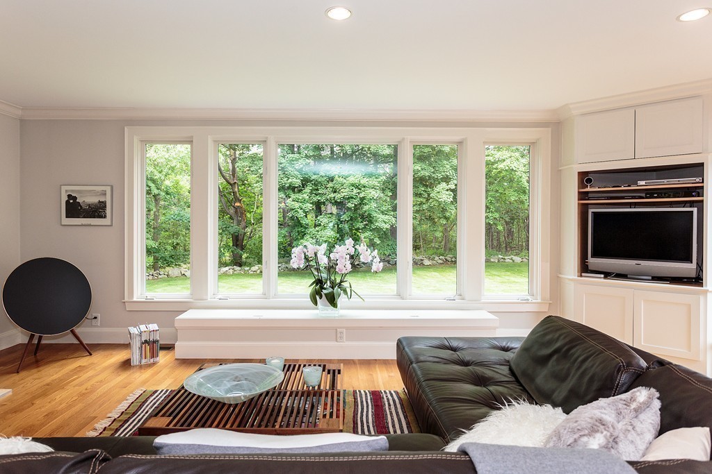 14 Ardley Road Winchester, MA 01890 - Photo 7 of 30 Gallery Image 7