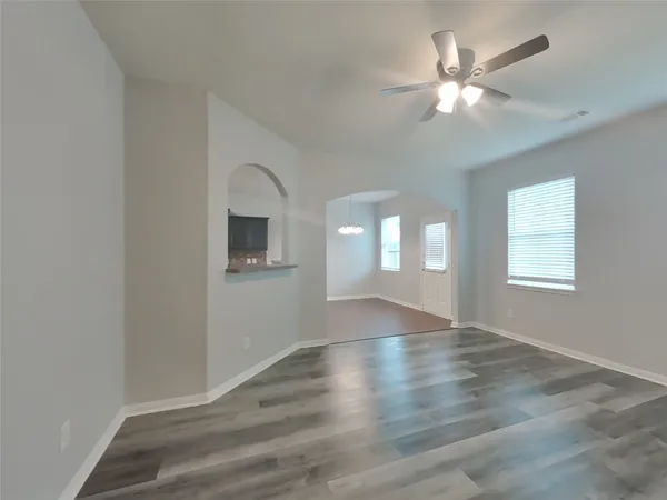 $1,759 | 17142 Common Point Drive, Houston, TX 77090