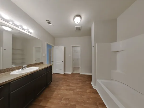 $1,819 | 17142 Common Point Drive, Houston, TX 77090