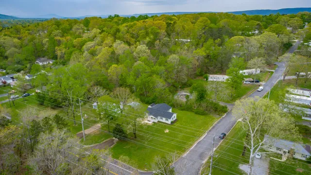 $300,000 | 9039 Dallas Hollow Road, Soddy Daisy, TN 37379