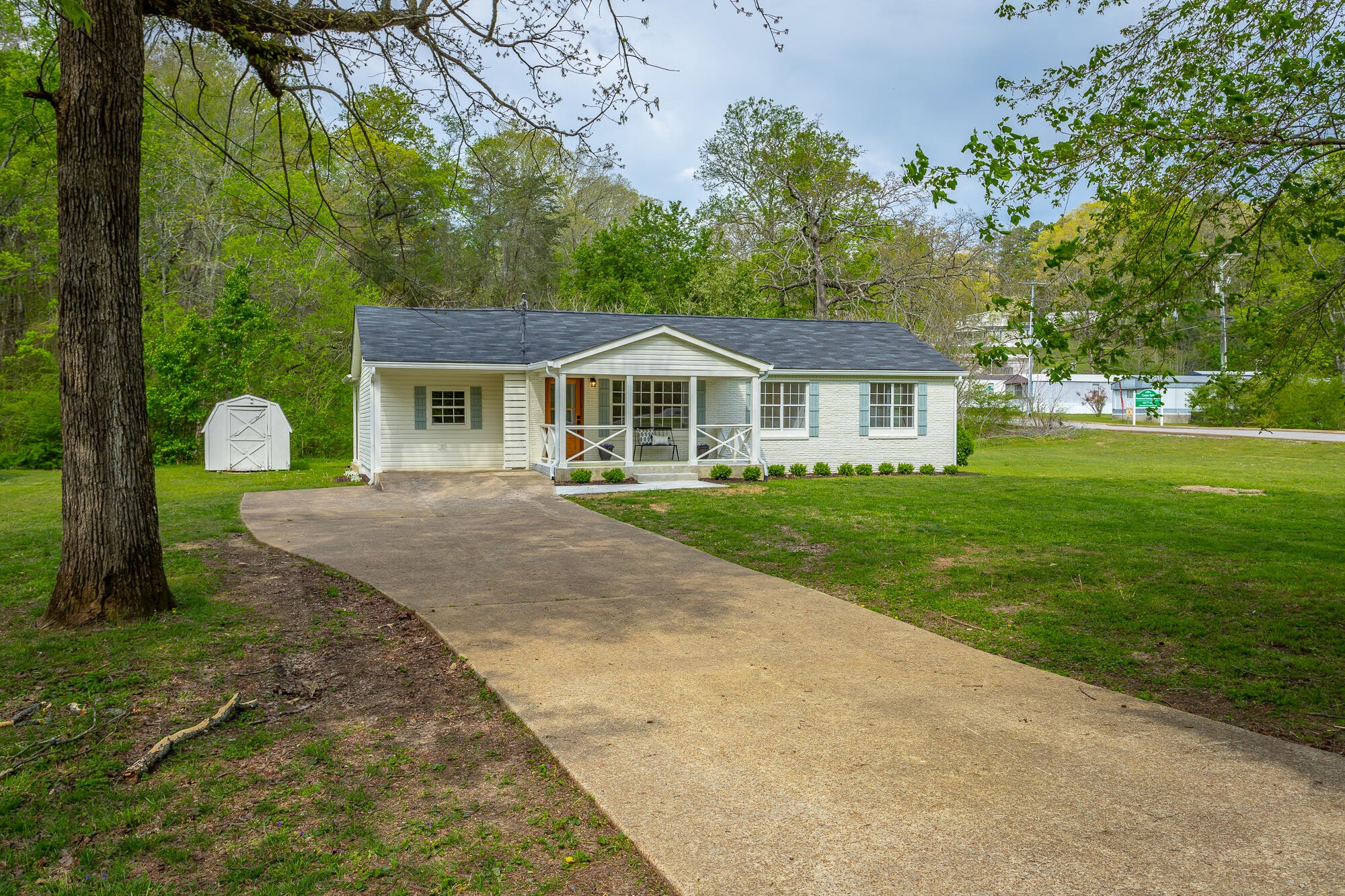 9039 Dallas Hollow Road Soddy Daisy, TN 37379 - Photo 6 of 50