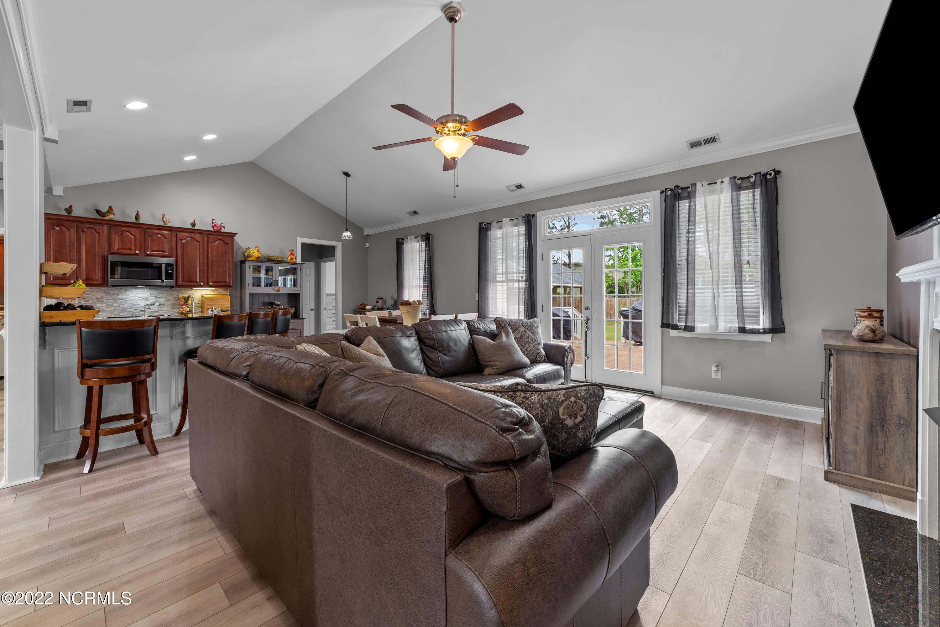 117 Westerly Road New Bern, NC 28560 - Photo 21 of 48 25-print-COX_2898