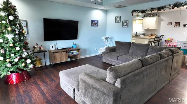 $255,000 | 231 Zeigenbein Road, St. Robert, MO 65584