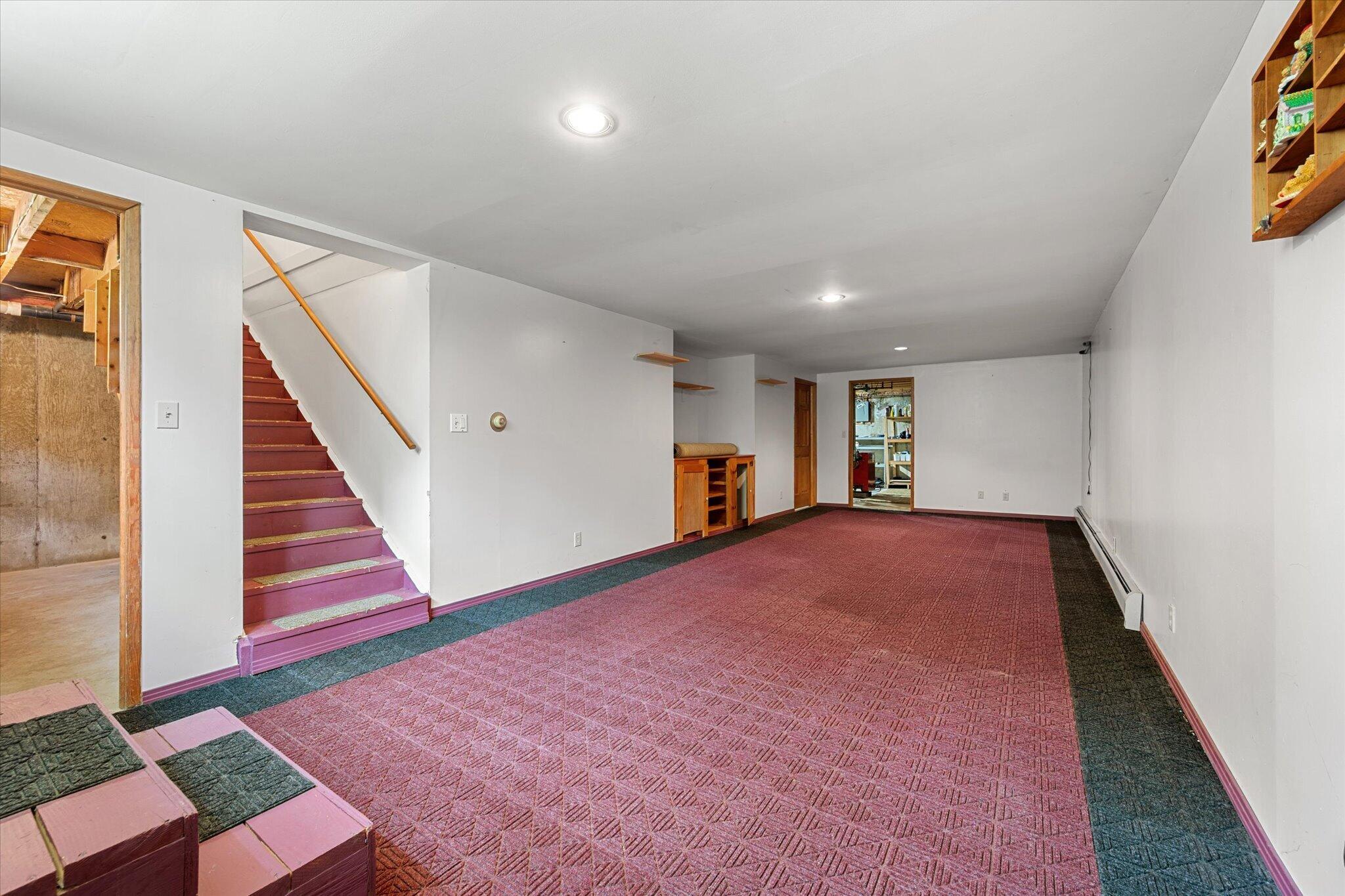 47 Shepherd Drive Bangor, ME 04401 - Photo 28 of 43 Finished Basement