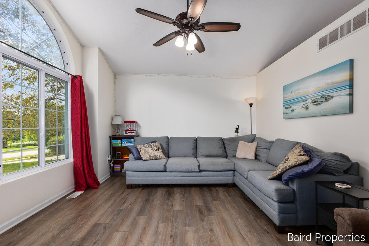 11227 Barnsley Road Lowell, MI 49331 - Photo 11 of 36