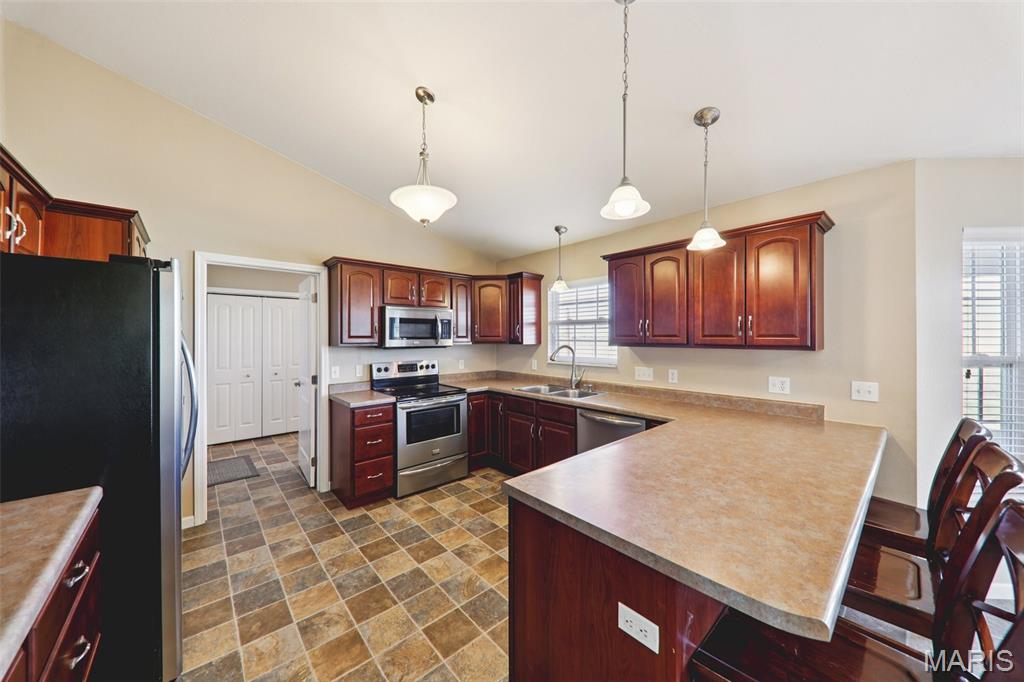 9397 Regency Lane Breese, IL 62230 - Photo 14 of 49