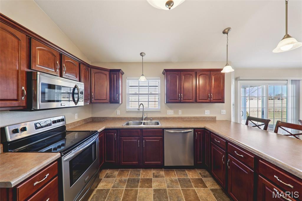 9397 Regency Lane Breese, IL 62230 - Photo 17 of 49