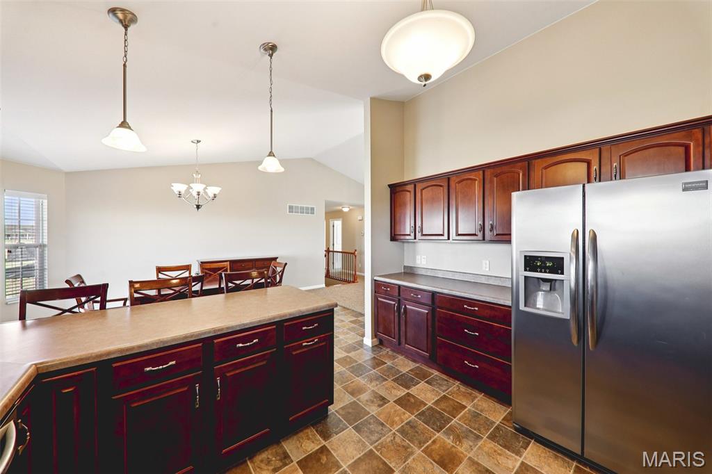 9397 Regency Lane Breese, IL 62230 - Photo 18 of 49