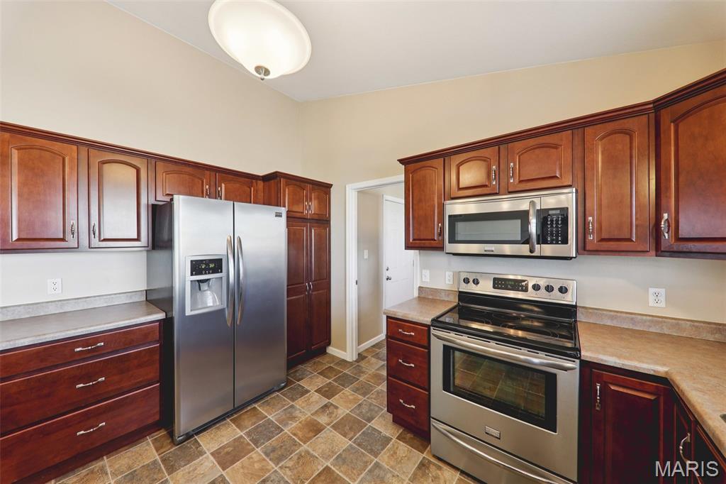 9397 Regency Lane Breese, IL 62230 - Photo 19 of 49