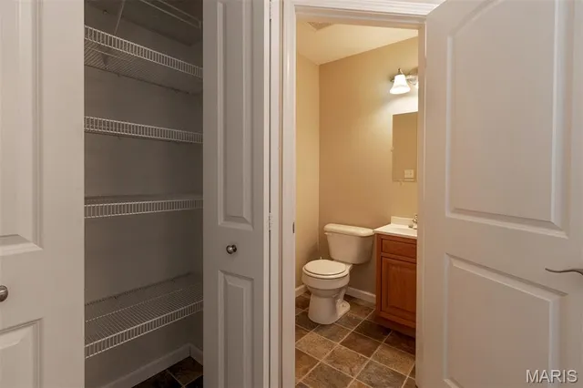 $349,900 | 9397 Regency Lane, Breese, IL 62230