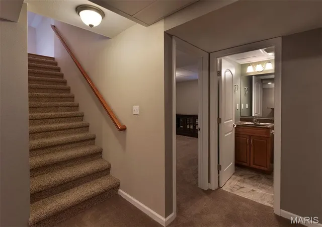 $349,900 | 9397 Regency Lane, Breese, IL 62230