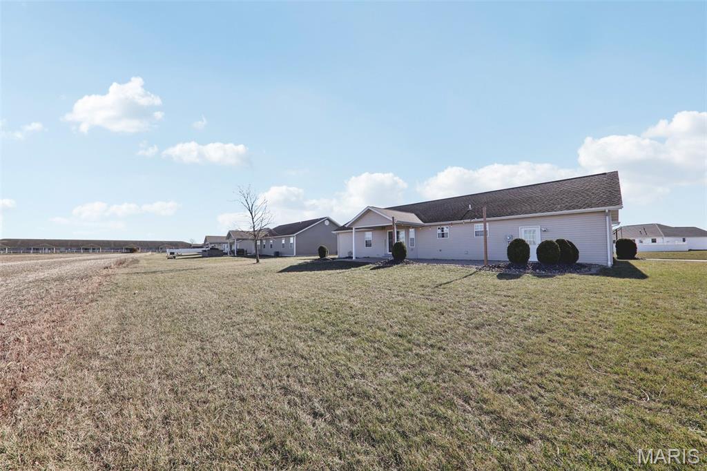 9397 Regency Lane Breese, IL 62230 - Photo 44 of 49