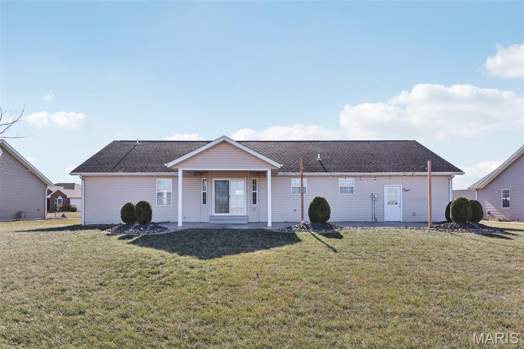 9397 Regency Lane Breese, IL 62230 - Photo 46 of 49