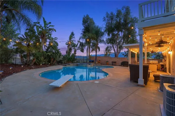 $970,000 | 43084 Knightsbridge Way, Temecula, CA 92592