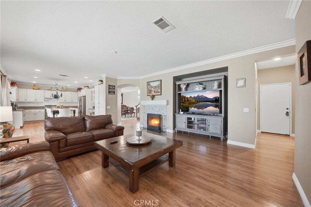 43084 Knightsbridge Way Temecula, CA 92592 - Photo 3 of 39