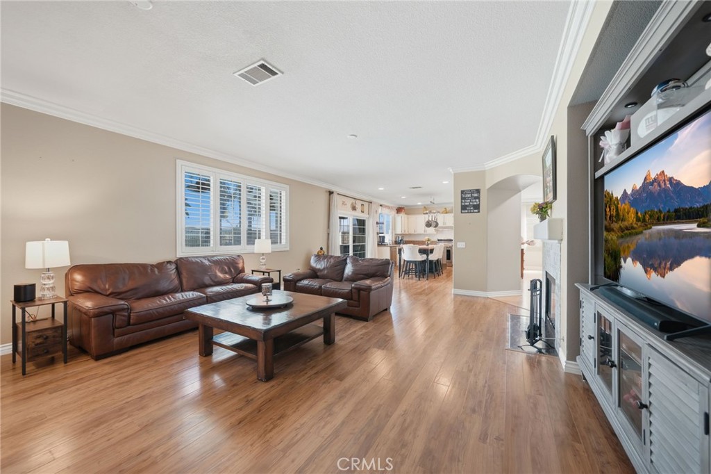 43084 Knightsbridge Way Temecula, CA 92592 - Photo 9 of 39