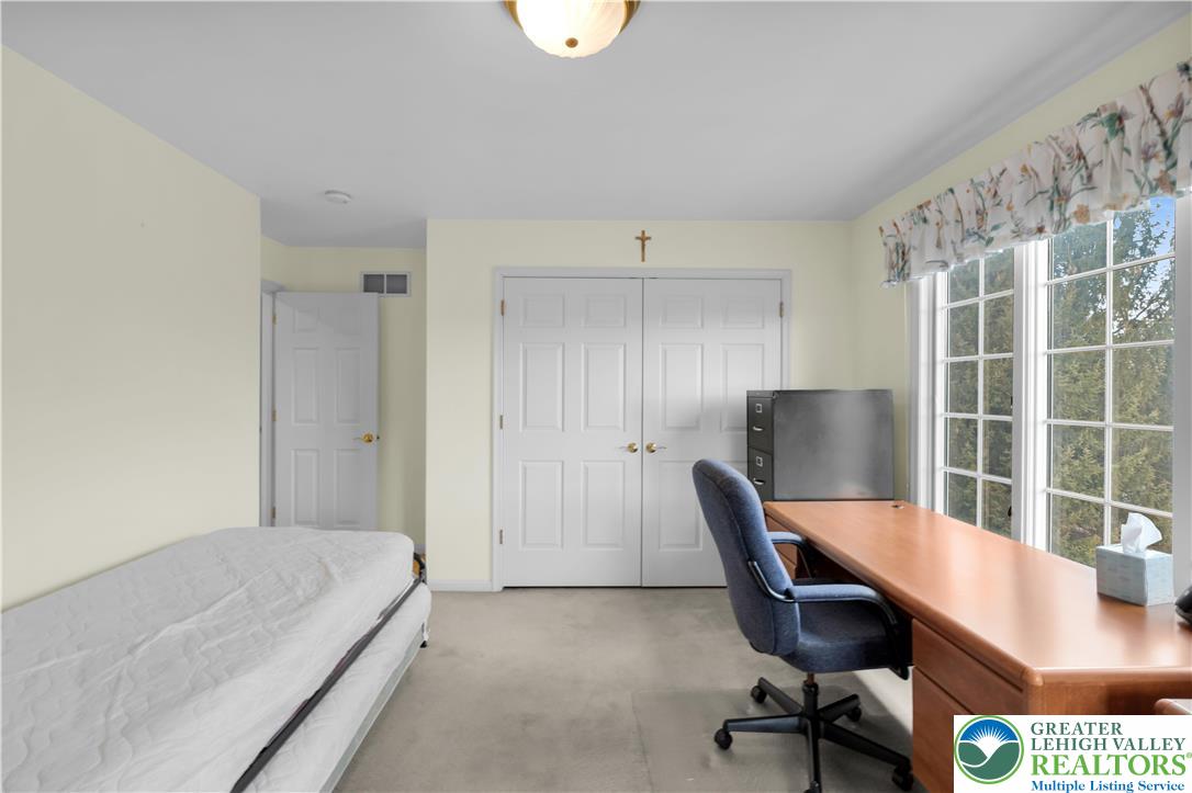 801 Dorset Road Allentown, PA 18104 - Photo 30 of 61