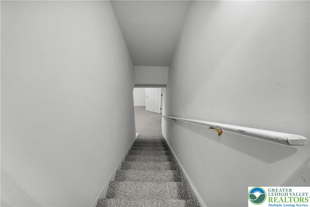 801 Dorset Road Allentown, PA 18104 - Photo 36 of 61
