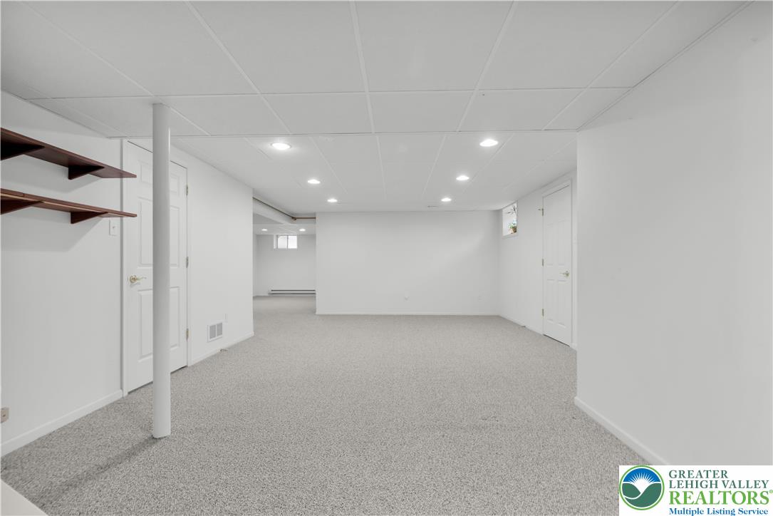 801 Dorset Road Allentown, PA 18104 - Photo 37 of 61