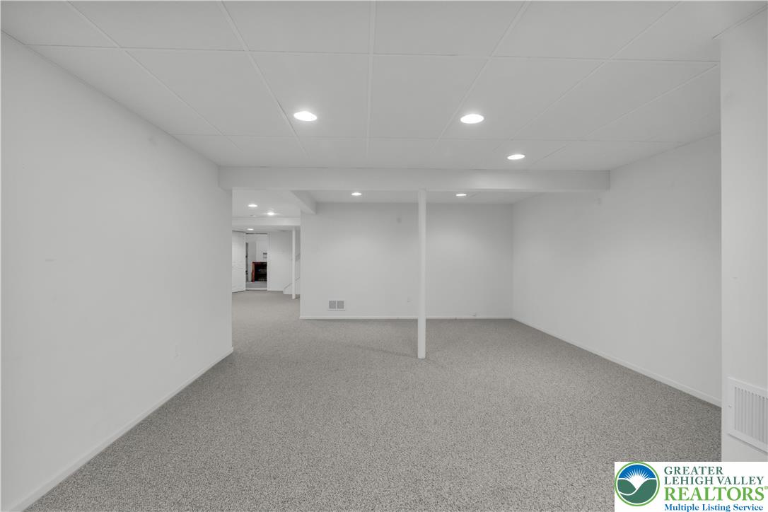 801 Dorset Road Allentown, PA 18104 - Photo 39 of 61
