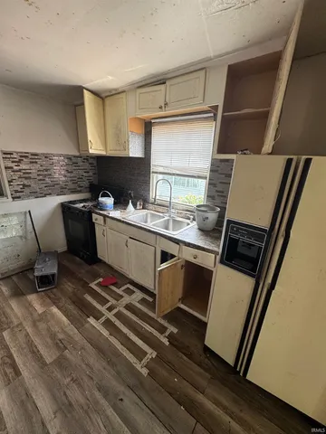 $58,900 | 4817 South Park Drive, Fort Wayne, IN 46806