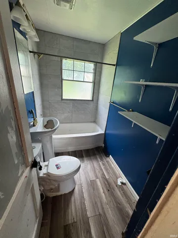 $58,900 | 4817 South Park Drive, Fort Wayne, IN 46806