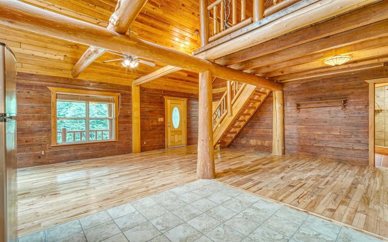 1666 Underwood Road Hiawassee, GA 30546 - Photo 11 of 42 a view of an entryway