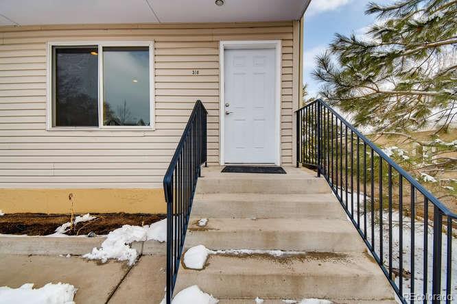 380 County Road Louisville, CO 80027 - Photo 3 of 28 a view of a pathway of a house